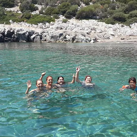 Deniz Yildizi * Seferihisar